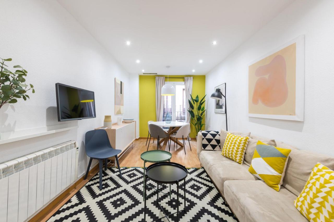 2 Bedrooms 2 Bathrooms Furnished - Malsana - With Pool - Mintystay Madrid Eksteriør bilde